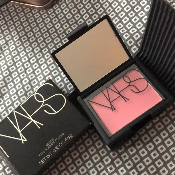 Nars New attitude pink blush